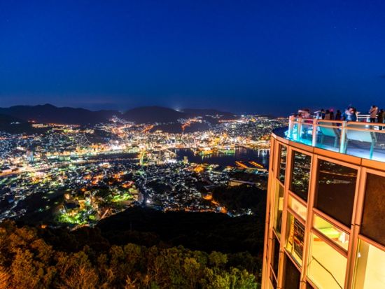 【日帰りバスツアー】長崎 稲佐山展望台 夜景見学ツアー　世界新三大夜景のひとつ 長崎の美しい夜景を稲佐山から一望！＜長崎市内ホテル発着＞