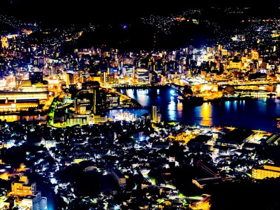 【日帰りバスツアー】長崎 稲佐山展望台 夜景見学ツアー　世界新三大夜景のひとつ 長崎の美しい夜景を稲佐山から一望！＜長崎市内ホテル発着＞