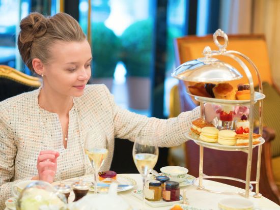 アシスタント貸切観光　在仏10年超のアシスタントと行く！定番モデルプランorオーダーメイド＜公共交通利用／1-3名／日本語＞by La Seine Paris