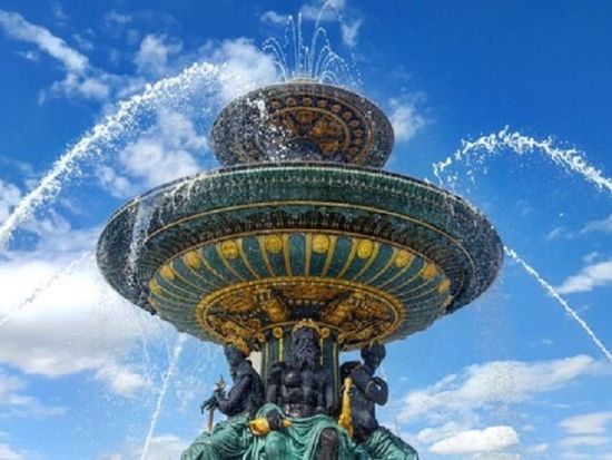 アシスタント貸切観光　在仏10年超のアシスタントと行く！定番モデルプランorオーダーメイド＜公共交通利用／1-3名／日本語＞by La Seine Paris