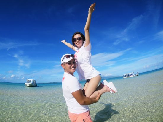 ウミガメシュノーケル & 幻の島半日ツアー 高い遭遇率のポイントでウミガメに出会えるかも！お手軽に八重山の魅力をたっぷり体験＜約3時間半／送迎付／石垣島発＞