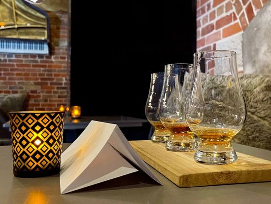 トロント ディスティラリー地区　歴史探訪ウォーキングツアー ＜ウイスキー試飲あり／英語ガイド＞