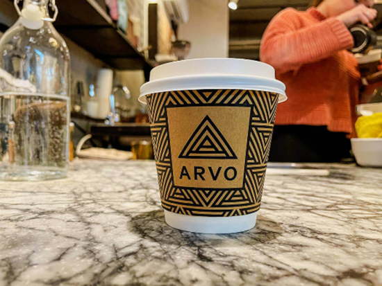 トロント ディスティラリー地区　朝の食べ歩きツアー ＜英語ガイド＞