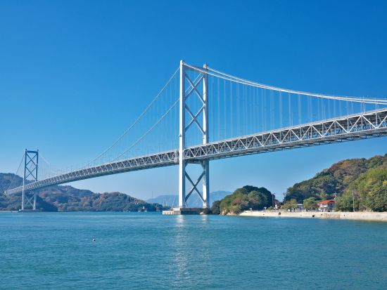 貸切観光タクシー しまなみ海道 生口島・瀬戸田を訪れる 耕三寺・未来心の丘・平山郁夫美術館＜3時間30分／1-9名／尾道＞4名参加で1名7245円～by大平交通