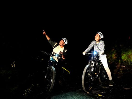 E-bike徳之島ナイトアドベンチャーツアー　徳之島生まれ徳之島育ちの”トクノシマン”福本ガイドがご案内！＜1～3名＞ by 結や​-MUSUBIYA-