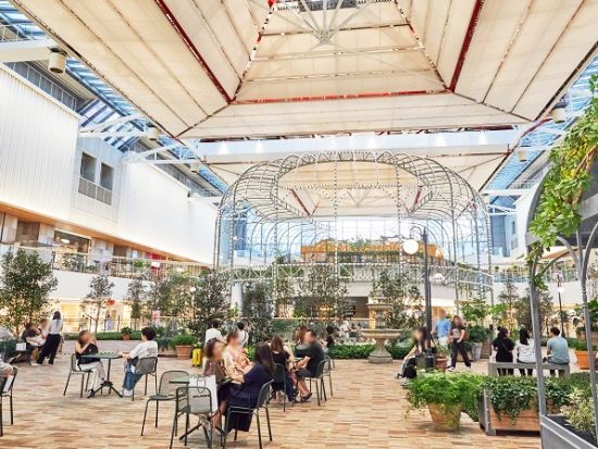 漢江ナイトクルーズ　Nソウルタワーの夜景観賞や汝矣島 ザ・現代ソウルでのショッピング「チメク」「漢江ラーメン」オプション選択可能＜日本語ガイド／明洞送迎＞