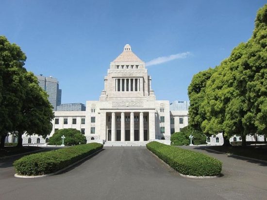 【英語】はとバス 東京観光ツアー TOKYO HALFDAY＜午前・午後／東京駅発 or 新宿駅発＞