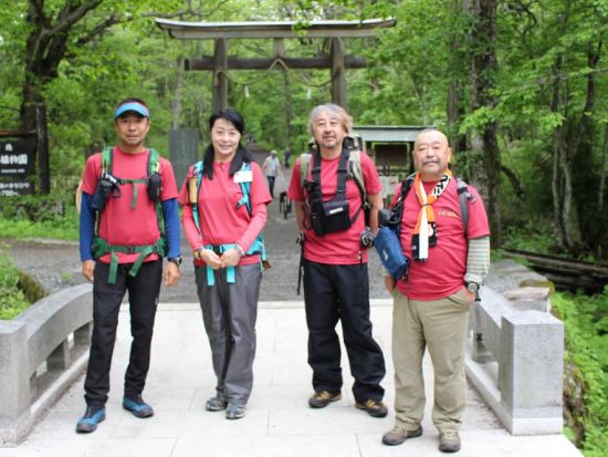 ガイドウォークツアー 戸隠神社を巡る 知識豊富な地元ガイドがご案内 選べる半日・一日プラン＜英語対応可／長野県＞