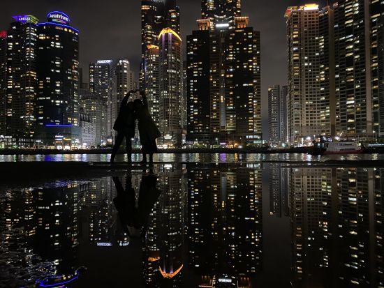 釜山の夜景スポットを巡るナイトツアー　広安里ビーチ散策＋海辺の夜景観賞＋土曜日はドローンショーあり＜日本語ガイド／ホテル送り＞