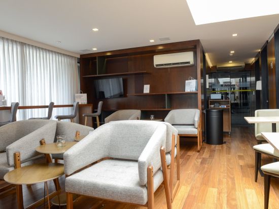 サンパウロ国際空港（GRU）ラウンジチケット☆プラザ・プレミアムラウンジ（Plaza Premium Lounge）*第2ターミナル