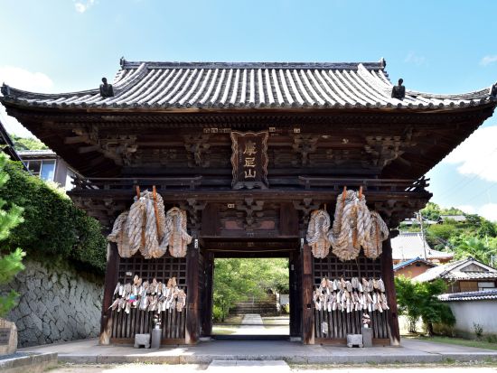 貸切観光タクシー 尾道三山の名刹を巡る 千光寺＋西国寺＋浄土寺 ＜3時間／1-9名／尾道発着＞4名参加で1名6,210円～ by 大平交通