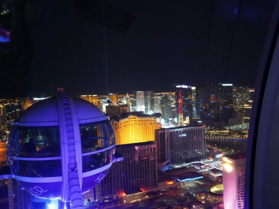 ピンクジープで行く ラスベガス・ナイトツアー　巨大観覧車ハイローラー搭乗あり ＜英語ガイド＞