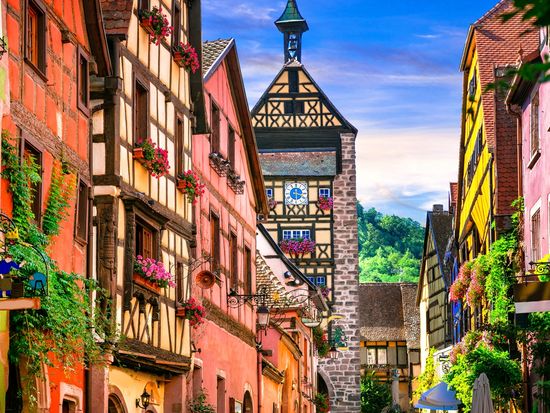 France _Alsace_Riquewihr_pixta_74016140_M