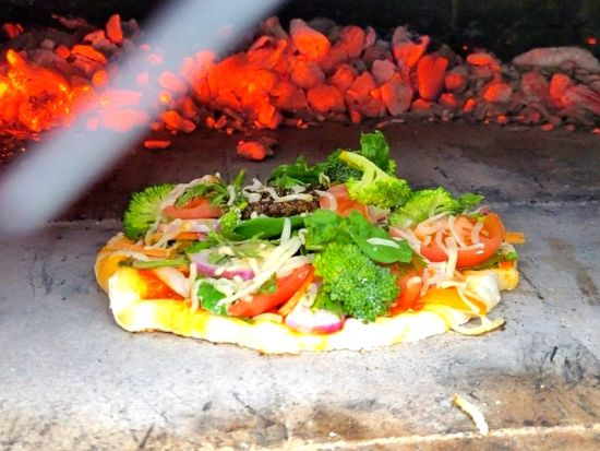 【くまモンFARM（くまモンファーム）認定体験】わらく農園 採れたて季節野菜でピザ作り＜約2時間／津奈木町＞by KASSE JAPAN