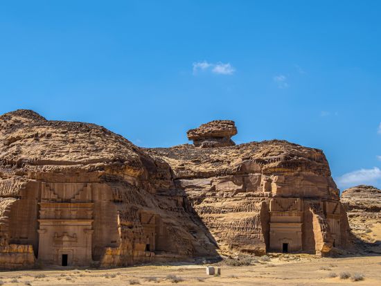 アルウラ観光の定番！世界遺産ヘグラの考古遺跡（マダイン・サーレハ）半日ツアー＜英語ガイド／アルウラ発＞