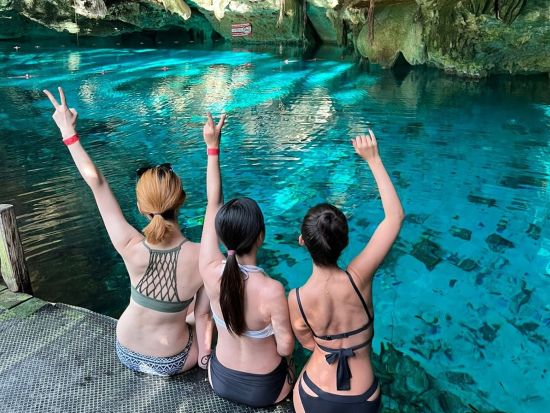 セノーテドスオホス＋選べる厳選セノーテ シュノーケリングツアー＜1日／混載／日本語ガイド／少人数制／入場料込／プラヤデルカルメン観光プランあり／カンクン発＞