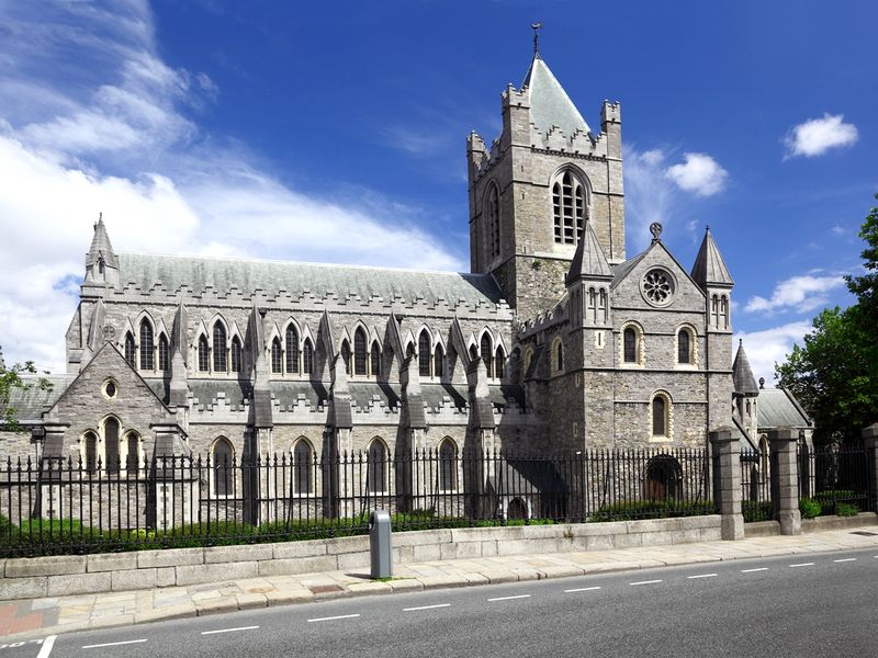 St_Patrick's_Cathedral_shutterstock_73117003 (1)