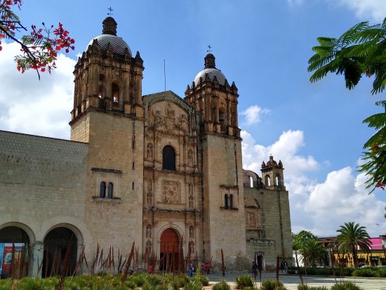 日本語ドライバー付プライベート車両チャーター＜半日または1日／貸切／チップ込／オアハカ発＞