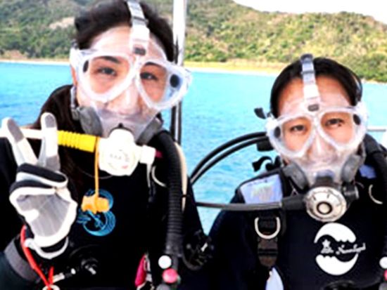 体験ダイビング半日ツアー　鼻呼吸ができるフルフェイスマスク着用 陸と同じように息が出来て安心＜笠利町・龍郷町内送迎可＞byダイビングショップネバーランド