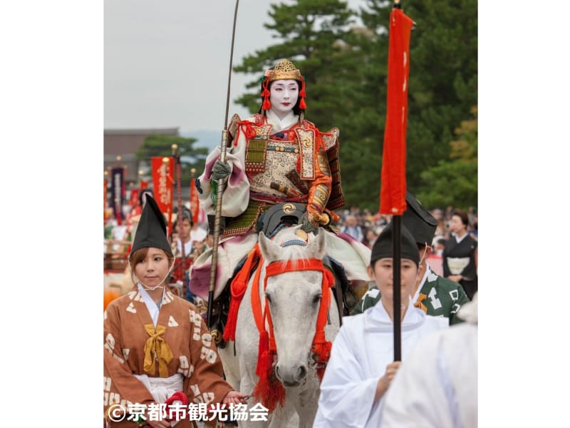 【2023申請_edit】 時代祭　平安時代婦人列 巴御前（京都市観光協会貸出画像）