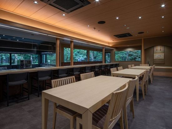 兼六園内の老舗「兼六亭」で朝食を堪能 食事券＆座席予約サービス 落ち着いた雰囲気で贅沢な時間を味わう＜金沢市＞