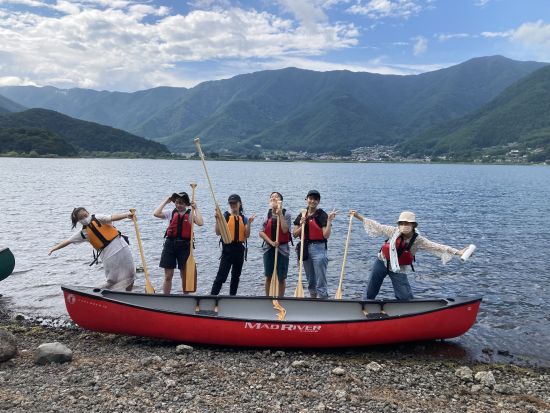 カナディアンカヌー体験 雄大な富士山をバックに湖上散歩を満喫！ 写真データのサービス付＜午前・午後／3歳～／2名～／山梨・河口湖＞