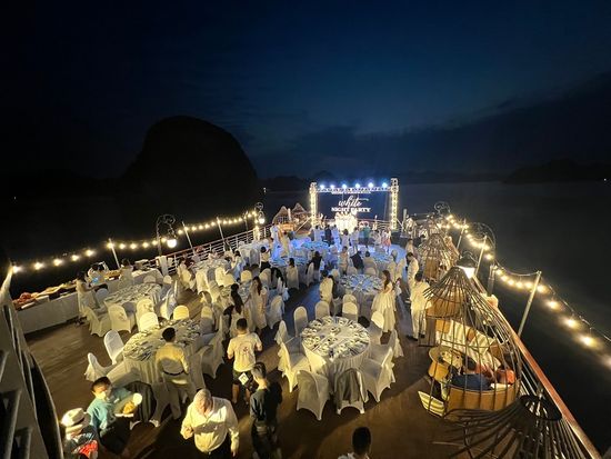 z3585390815228_25b743bfc266056441ec101c19b9ecbf