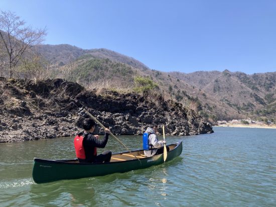 カナディアンカヌー体験 静かな精進湖の大自然と雄大な富士山を眺めながら湖上散歩！ 写真データのサービス付＜午前・午後／3歳～／2名～／山梨・精進湖＞