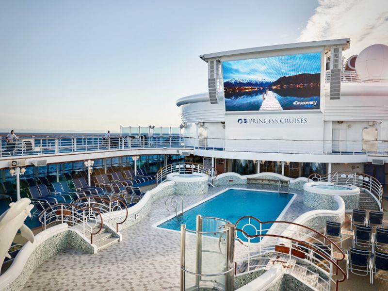 DI_2019_0919_Pool Deck Architectural_CAM-A DSC01067_RGB-TB
