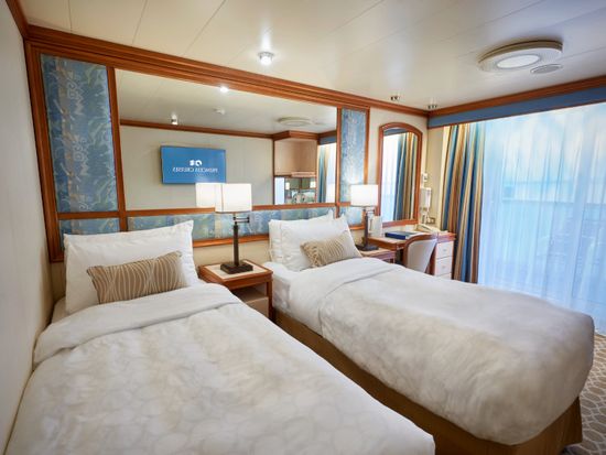 DI_2019_0922_Stateroom B723 Architectural_CAM-A DSC03282_RGB-TB