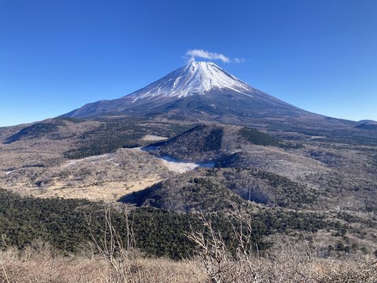 登山・トレッキングツアー 富士山の絶景と噴火の歴史を知る！写真データのサービス付＜13歳～／2名～／山梨県＞