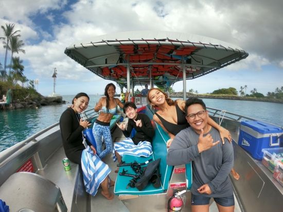 野生のイルカウォッチング＆ダブルシュノーケリングクルーズ byイルカ大学＜ランチ付き／英語ガイド（日本語スタッフ乗船日あり）＞