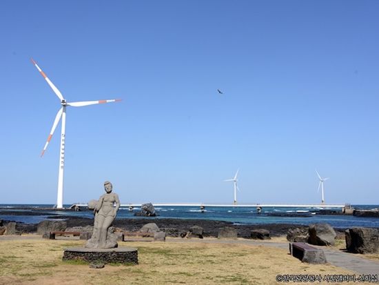 200012540_base_16891315871716