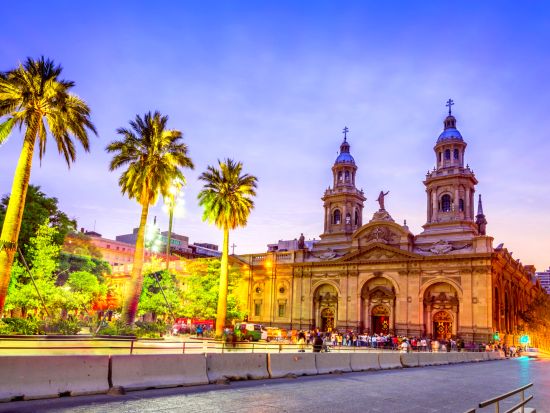 トランジットにオススメ！サンティアゴ市内観光半日ツアー＜貸切／英語ガイド／サンティアゴ空港発＞