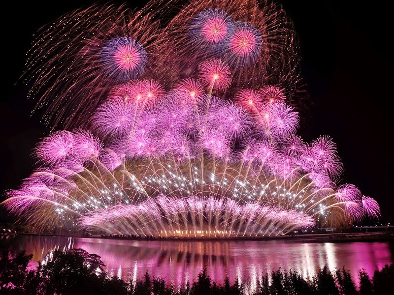 pixta_63112367_やつしろ全国花火