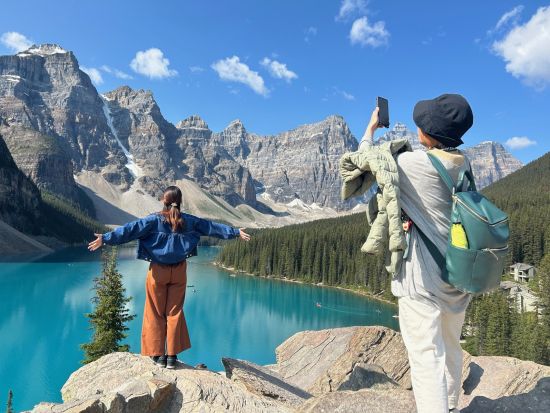 世界遺産カナディアンロッキー 四大国立公園をめぐるパッケージ　空港送迎＆2日間の終日観光 ＜5～10月／3日間～／日本語ガイド／カルガリー空港発着＞