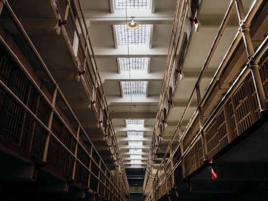 夜のアルカトラズ島上陸＆フィッシャーマンズ・ワーフ　半日観光ツアー ＜日本語オーディオガイド／英語ガイド＞