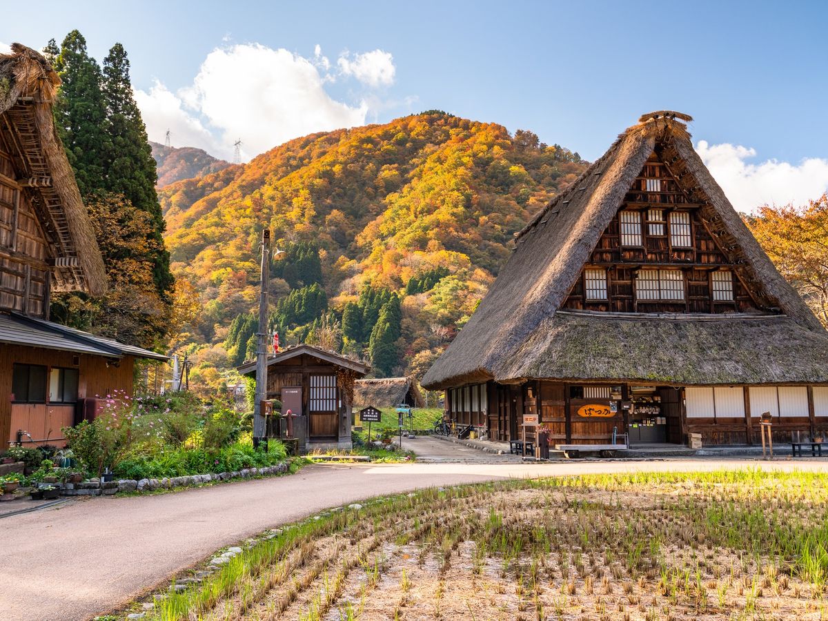 富山　立山・黒部 五箇山・白川郷 ’１８ カメラ付 るるぶ富山 立山 黒部 五箇山 白川郷'26超ちいサイズ (るるぶ