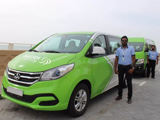 アルウラ発 スリル満点のジップライン体験！＜英語ガイド／送迎付きプランあり＞