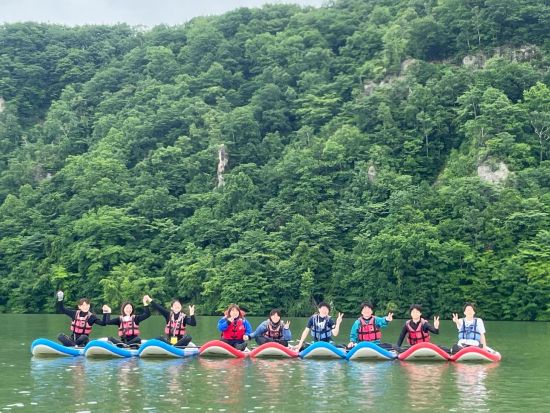 レイクSUP体験 北海道の大自然を湖の上から満喫 安定感抜群のボートなので初心者も安心♪＜4～11月／小学生以上＞byTACとかちアドベンチャークラブ