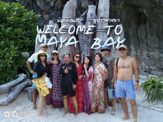 【カオラック発】人数が増えてもOK！10名様まで貸切ボートチャーター｜仲間や家族で巡るアイランドホッピング＜シミラン・スリン・ピピ島／英語・日本語ガイド対応＞