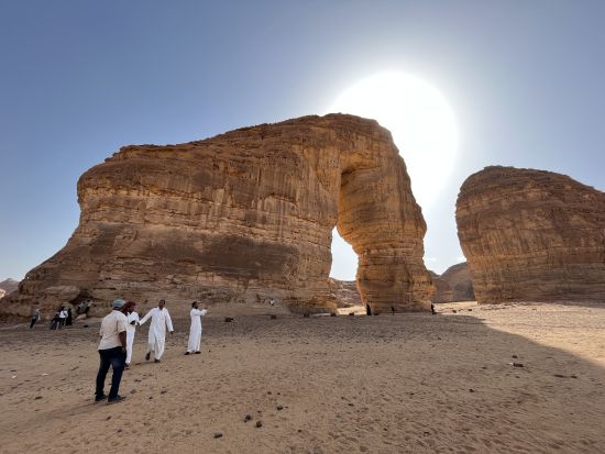 サウジアラビアの象岩 エレファントロック 往復送迎サービス＜英語ドライバー／アルウラ発＞