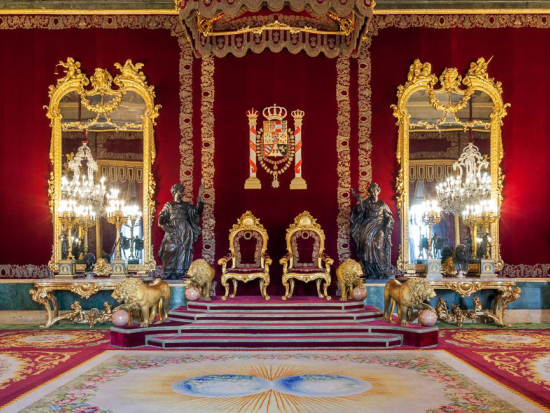 西洋美術史の専門家、公認ガイドペドロさんと行く！ マドリード王宮＜選べる出発時間／1.5時間／日本語／マドリード発＞