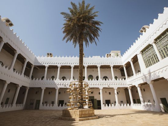 リヤド市内観光ツアー＜混載／半日／ホテル送迎あり＞