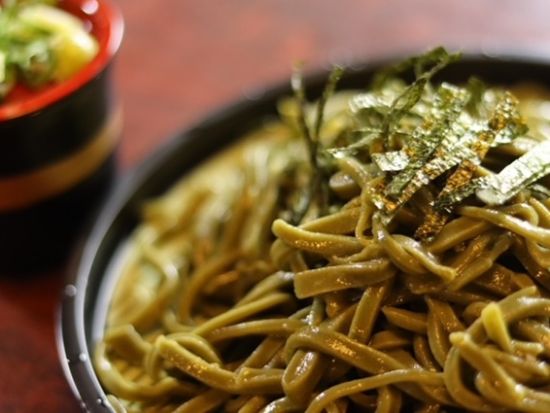 京都名物・茶蕎麦打ち体験 奈良の郷土料理「柿の葉寿司」＆「葛餅」作りのセットプランも♪＜90分～／午前／和束町＞