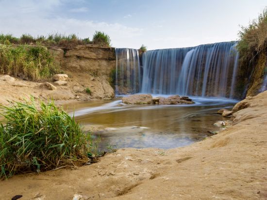 【貸切】ファイユーム・オアシス満喫◎世界遺産クジラの谷＋エジプト唯一の滝＋自然保護区＋ムダワラ山＋4WDジープ砂漠サファリ ＜終日／日本語／送迎付／カイロ発＞