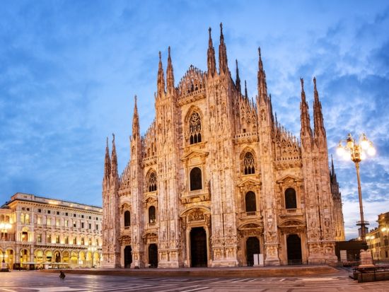 【フレッチャロッサ／イタロ】ミラノ中央駅⇒ローマ・テルミニ駅 乗車チケット事前予約＜片道／直行列車／スタンダードシート＞