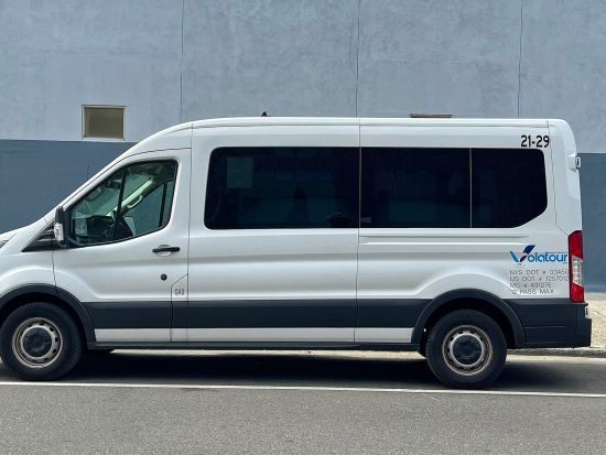 【空港送迎】ニューヨーク主要空港（ジョン・F・ケネディ国際空港など）⇔ マンハッタン地区 ＜乗合／英語ドライバー＞