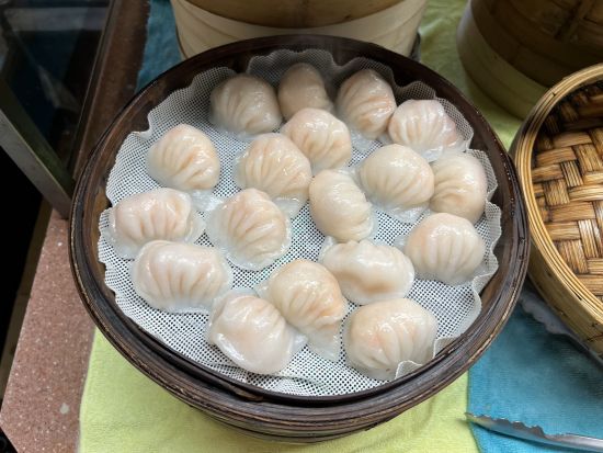 チャイナタウングルメツアー　ハワイの多様な食文化を体験！13～16種類の試食＆街歩きを楽しめる食べ歩きツアー＜ホノルル市内送迎付き＞