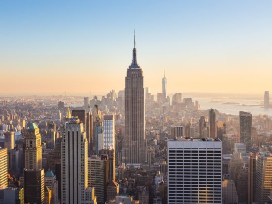 【空港送迎】ニューヨーク主要空港（ジョン・F・ケネディ国際空港など） ⇔ マンハッタン地区 ＜貸切／英語ドライバー＞